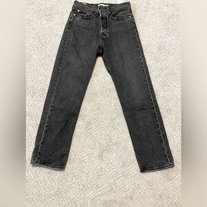 Levi’s wedgie straight jean